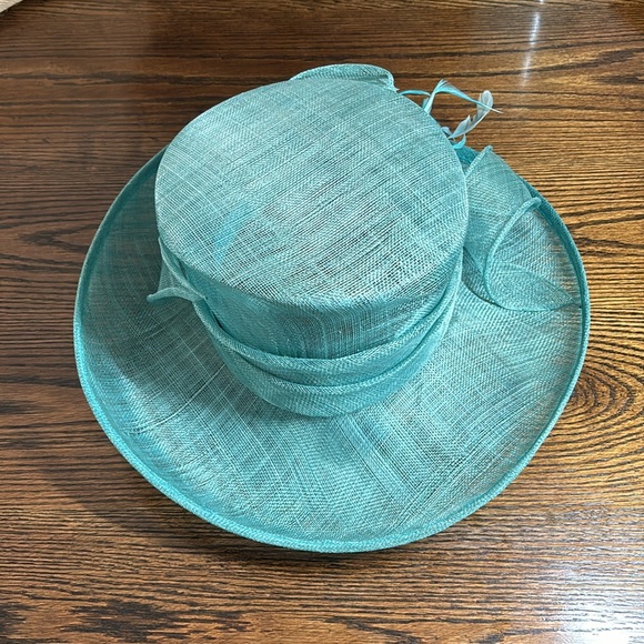 Teal event hat with feather detail - Picture 3 of 8